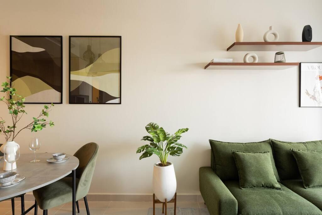 Saigon Staycation, 2brs+1wc, D1, View Bitexco *