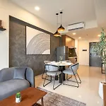 Saigon Staycation, 2Brs+1Wc, D1, View Bitexco